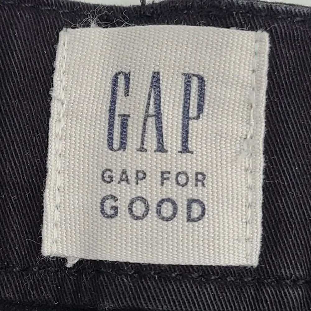 GAP Black 3” Inseam Cuffed Hem Cotton Stretch City Shorts Size 12